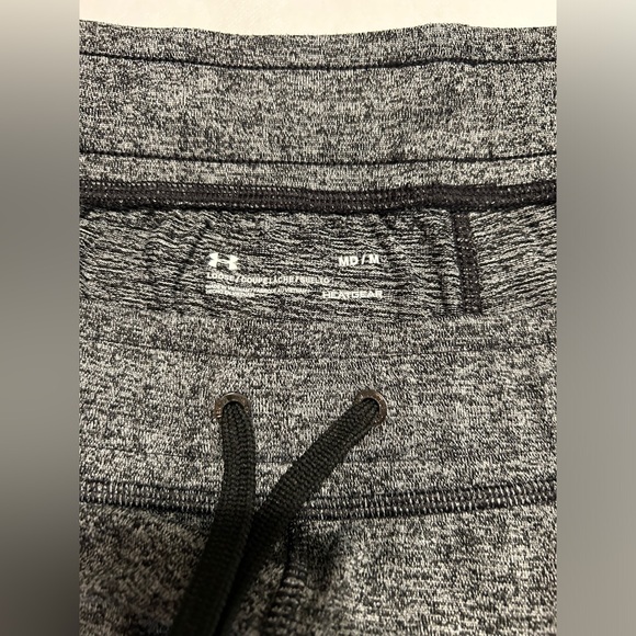 Under Armour women’s gray w/black “loose” “heat gear”  lounge pants. Sz M - Picture 6 of 10